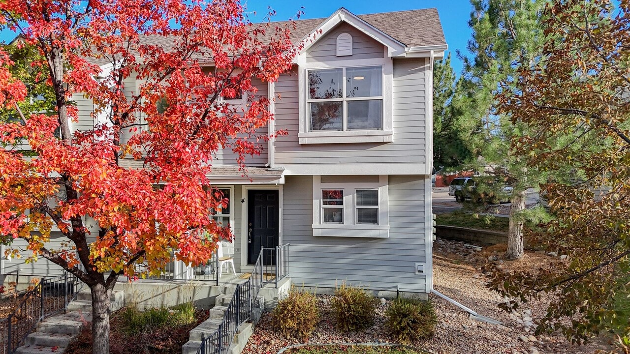 6702 Desert Willow Way in Fort Collins, CO - Building Photo
