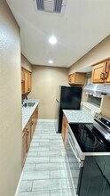 3348 Burke Rd in Pasadena, TX - Building Photo - Building Photo