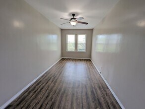 5572 Clemens Ave in St. Louis, MO - Foto de edificio - Building Photo