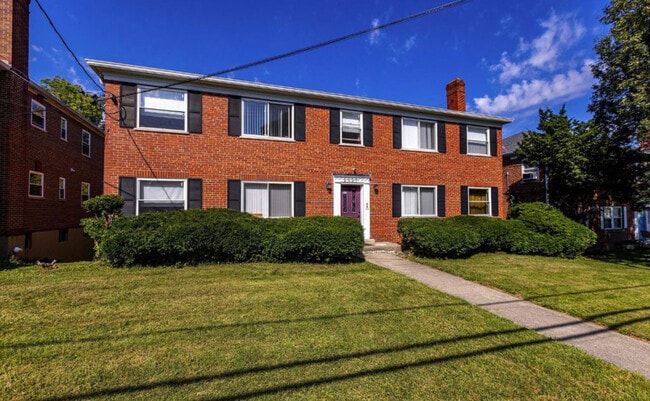 5937 Oakwood Ave, Unit 3