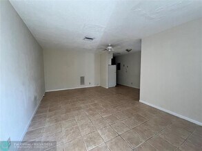 612 NE 29th Dr in Wilton Manors, FL - Building Photo - Building Photo