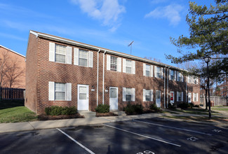 Charles Landing Apartments in Indian Head, MD - Foto de edificio - Building Photo