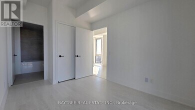 308 Jarvis St in Toronto, ON - Building Photo - Building Photo