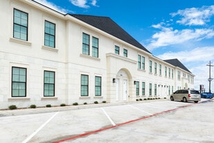 The Reserve Townhomes in Harlingen, TX - Building Photo