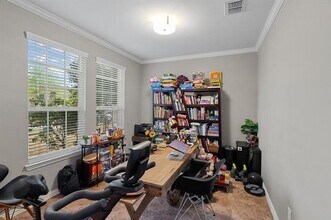 5912 Valley Haven Way in Fort Worth, TX - Building Photo - Building Photo