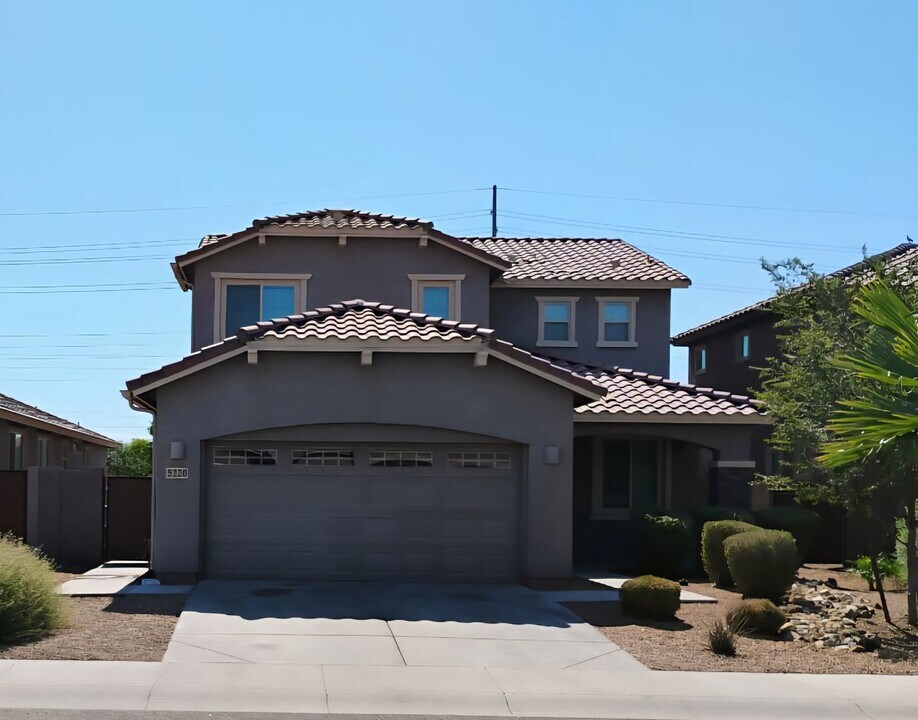 5220 S 16th Pl in Phoenix, AZ - Building Photo