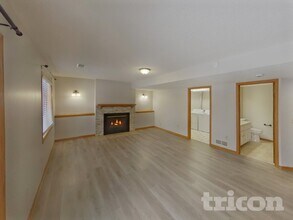 17295 Hibiscus Ave in Lakeville, MN - Building Photo - Building Photo