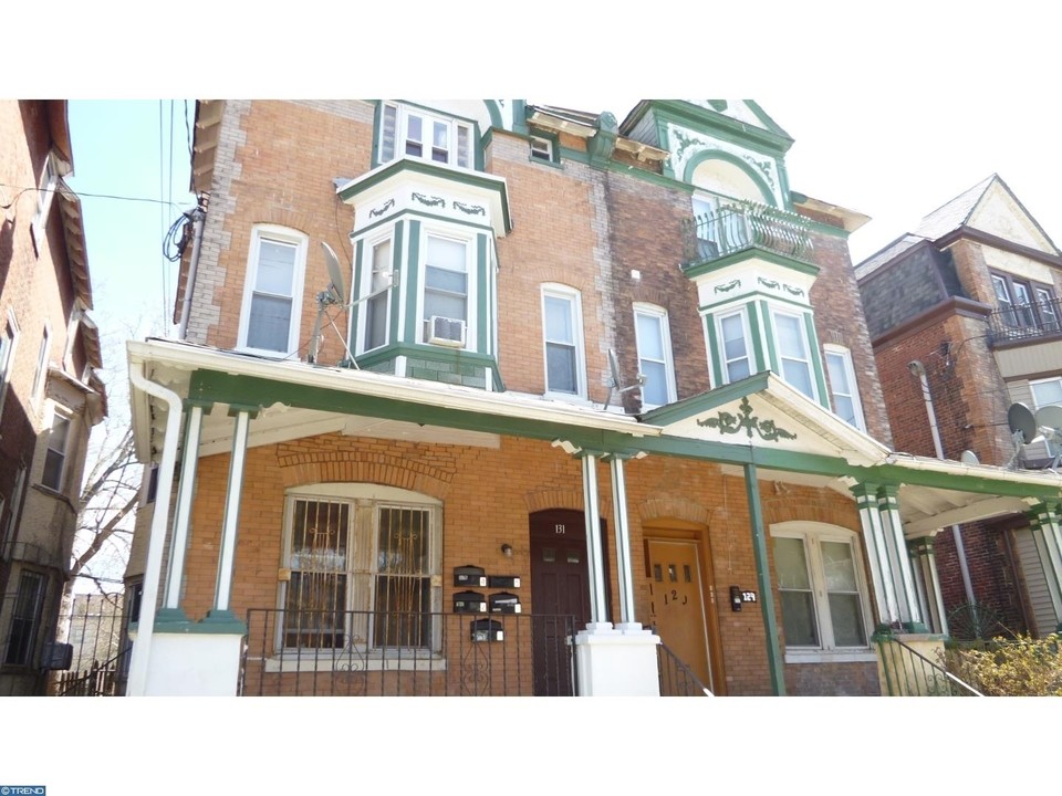 131 N 50th St in Philadelphia, PA - Building Photo