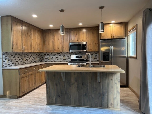 844 Los Angeles Ave in South Lake Tahoe, CA - Building Photo - Building Photo