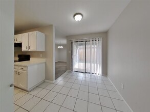 2806 Quail Run Dr in Humble, TX - Building Photo - Building Photo