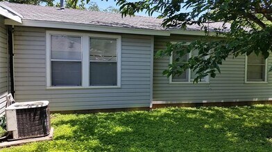 2119 Grand in Abilene, TX - Building Photo - Building Photo