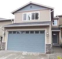 5025 119th St NE in Marysville, WA - Building Photo