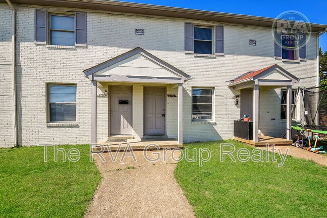 property at 4111 Kinsley Ave