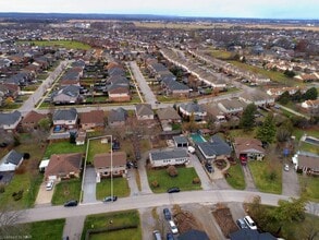 20 B Valley Rd in St Catharines, ON - Building Photo - Building Photo