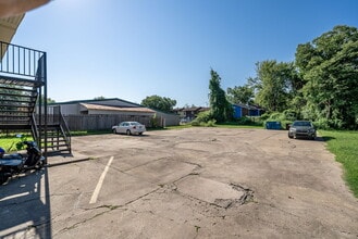 The Pines on Savannah Apartments in Fort Smith, AR - Building Photo - Building Photo