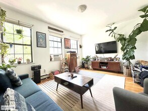 179 Nassau Ave in Brooklyn, NY - Building Photo - Building Photo