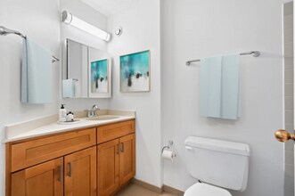 755 N Dearborn St in Chicago, IL - Foto de edificio - Building Photo