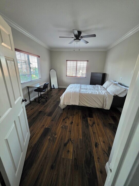 1001 Leland St in Spring Valley, CA - Building Photo