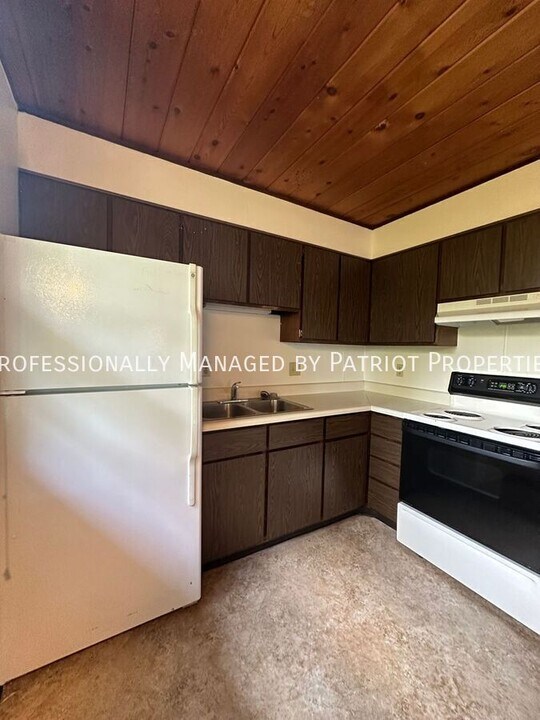 1705 Onsgard Rd in Madison, WI - Building Photo