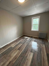 20 John St-Unit -3 in Pittston, PA - Foto de edificio - Building Photo