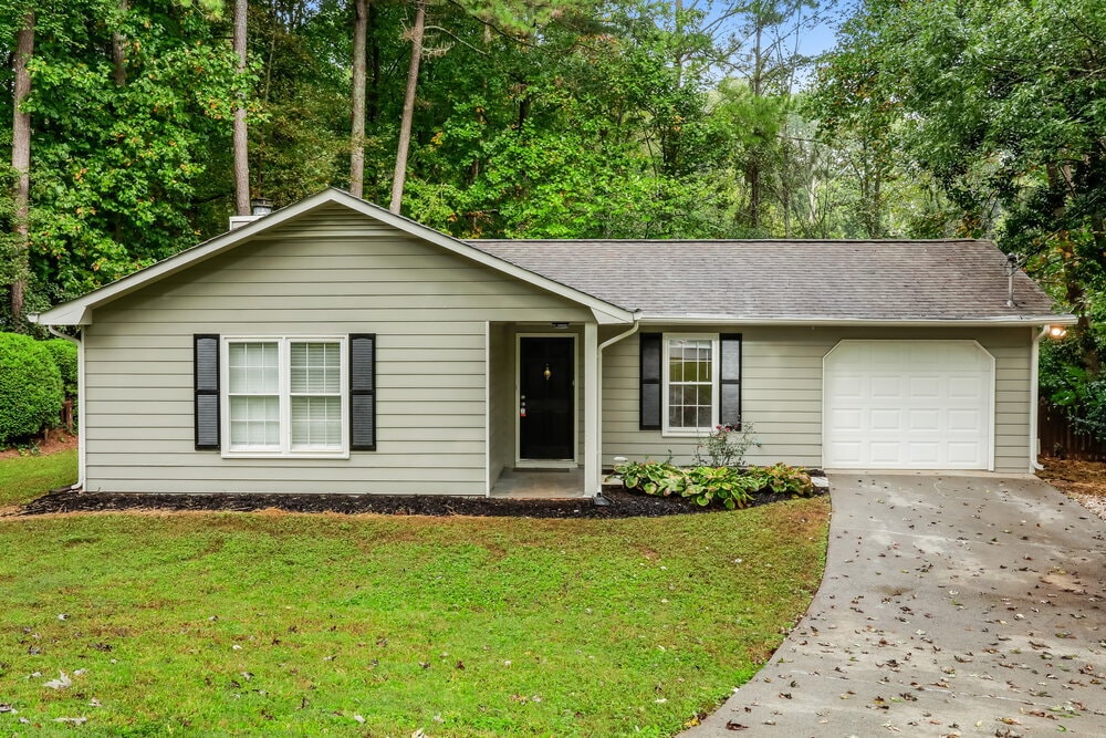 333 Agnes Ct in Lawrenceville, GA - Building Photo