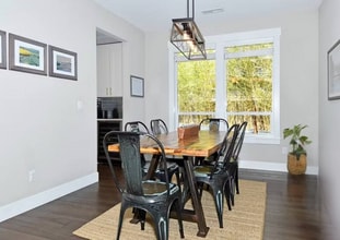 1703 NE Pecan Ln in Camas, WA - Building Photo - Building Photo