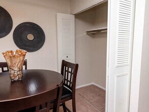 Hamilton Trace in Okemos, MI - Building Photo - Building Photo