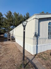 711 N 19th St in Hamilton, IL - Foto de edificio - Building Photo