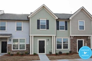 2233 Sunny Cove Dr in Raleigh, NC - Building Photo