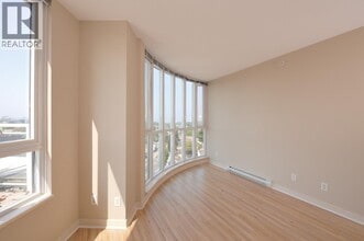 4028 Knight St in Vancouver, BC - Building Photo - Building Photo