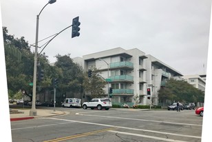 825 Cordova St in Pasadena, CA - Foto de edificio - Building Photo