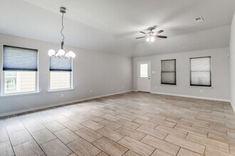 2827 Ainwick Ct in Dallas, TX - Building Photo - Building Photo