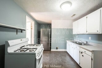 921 S Buckeye St in Kokomo, IN - Foto de edificio - Building Photo