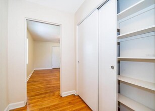 2394 Orange Center Blvd in Orlando, FL - Building Photo - Building Photo