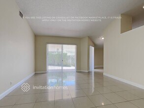 10162 Aspen Way in Palm Beach Gardens, FL - Building Photo - Building Photo