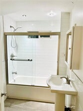 264 N Chester Ave in Pasadena, CA - Building Photo - Building Photo