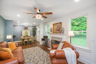 2314 Deerwood Rd in Nashville, TN - Building Photo - Building Photo