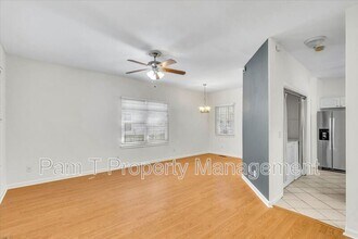 635 E Henry St in Savannah, GA - Building Photo - Building Photo