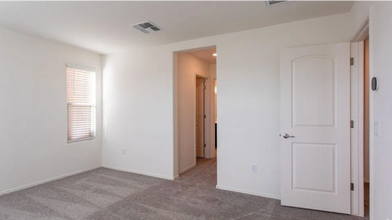 1107 E Descent St in Tucson, AZ - Building Photo - Building Photo