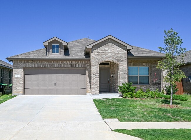 property at 121 Hollytree Ln