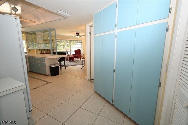 property at 4520 Vinsetta Ave