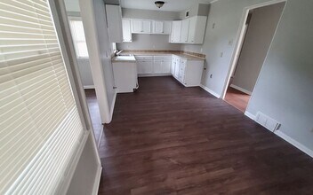 1253 Dogwood Dr in Memphis, TN - Building Photo - Building Photo