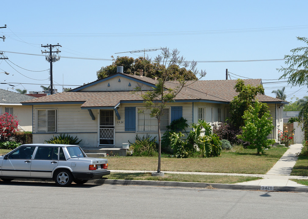 3424-3426 San Luis St in Ventura, CA - Building Photo