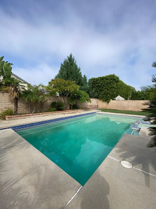 2632 S Calaveras Pl in Ontario, CA - Building Photo - Building Photo