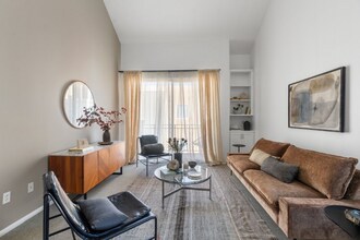 4060 Glencoe Ave in Marina Del Rey, CA - Building Photo - Building Photo