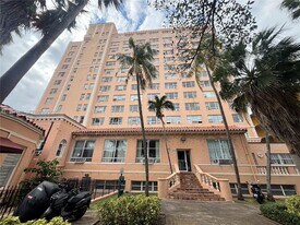 800 Washington Ave in Miami Beach, FL - Building Photo