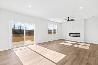 525 Mountain Vw Dr in Monroe, NC - Building Photo - Building Photo