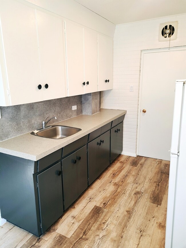 property at 1910 Main St