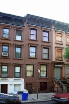 237 W 131st St in New York, NY - Building Photo