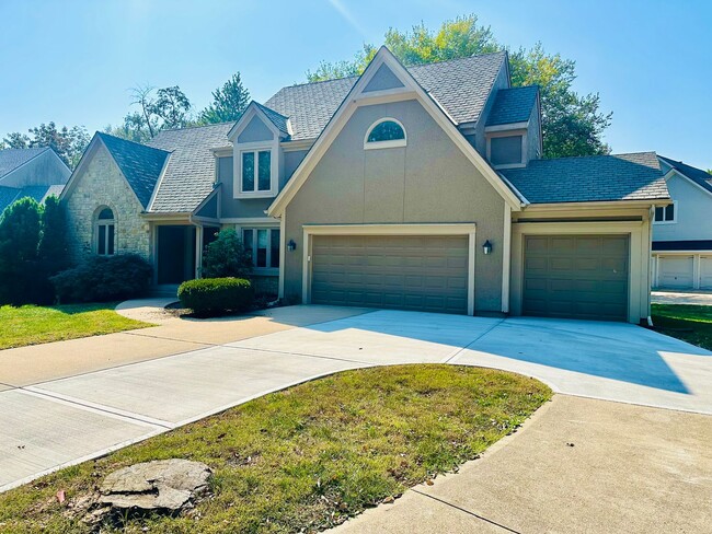 property at 13040 Catalina Dr
